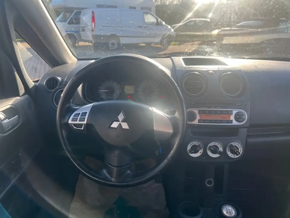 Mitsubishi Colt 1,1 Inform CT Top Edition – Bild 10